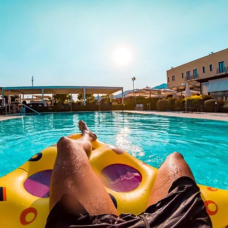 Kora Park Resort Formia Esterno foto