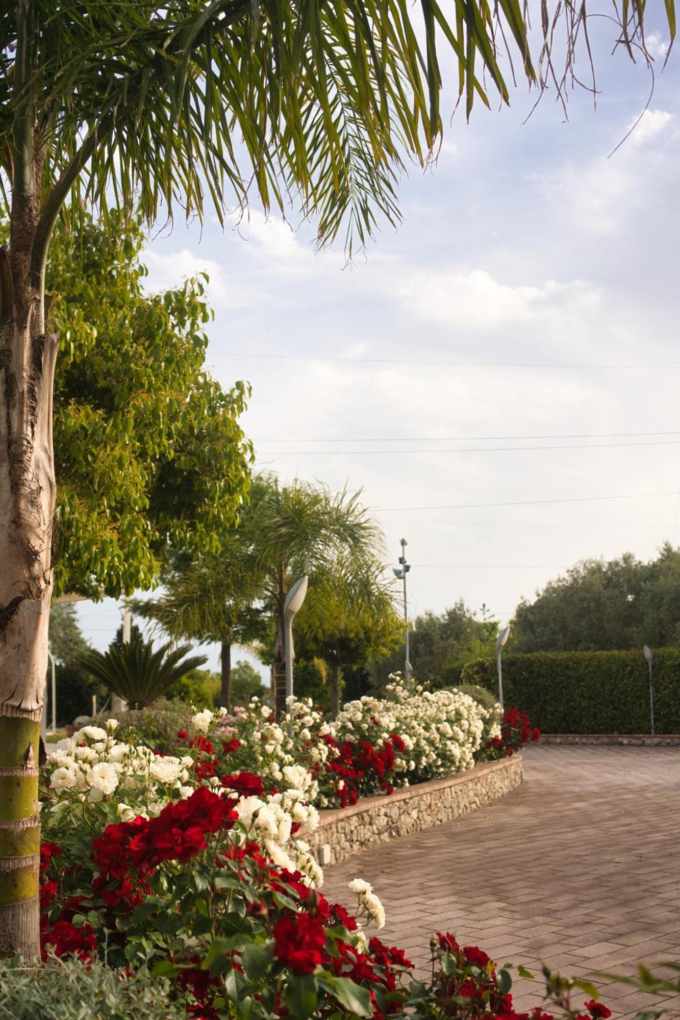 Kora Park Resort Formia Esterno foto