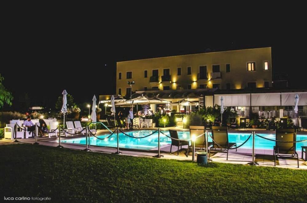 Kora Park Resort Formia Esterno foto
