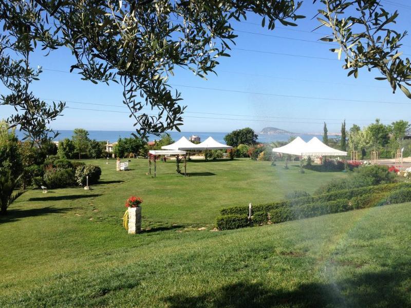 Kora Park Resort Formia Esterno foto