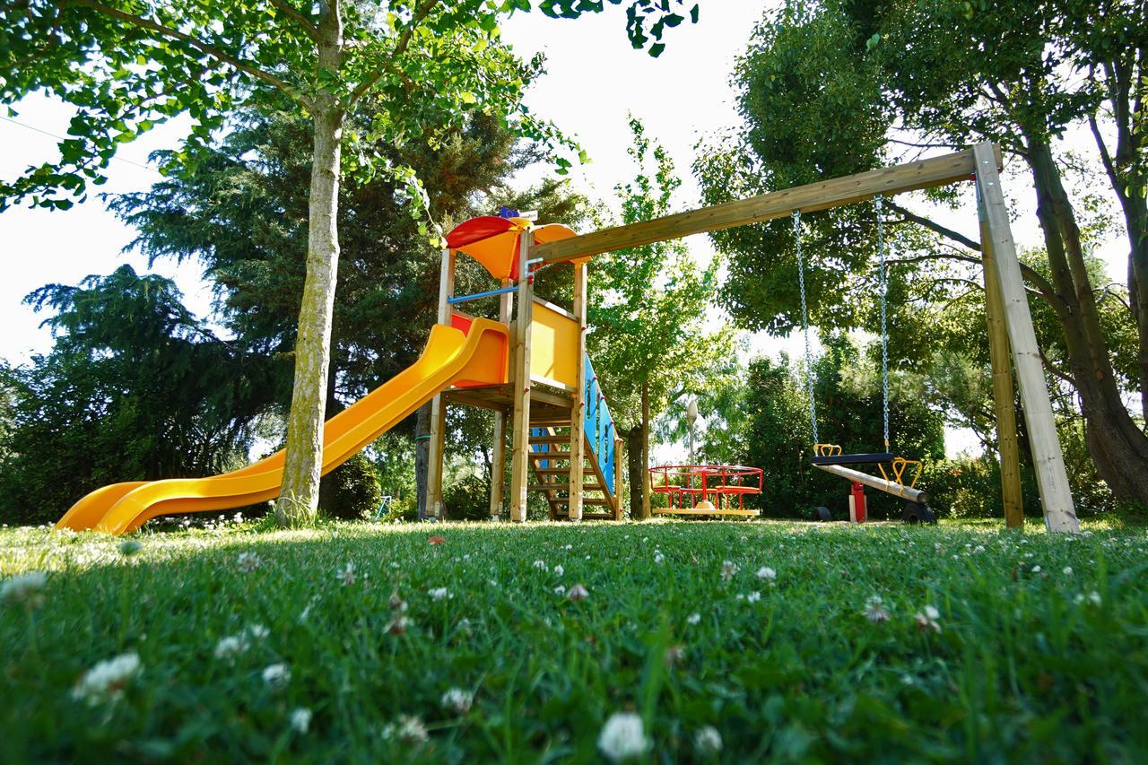 Kora Park Resort Formia Esterno foto