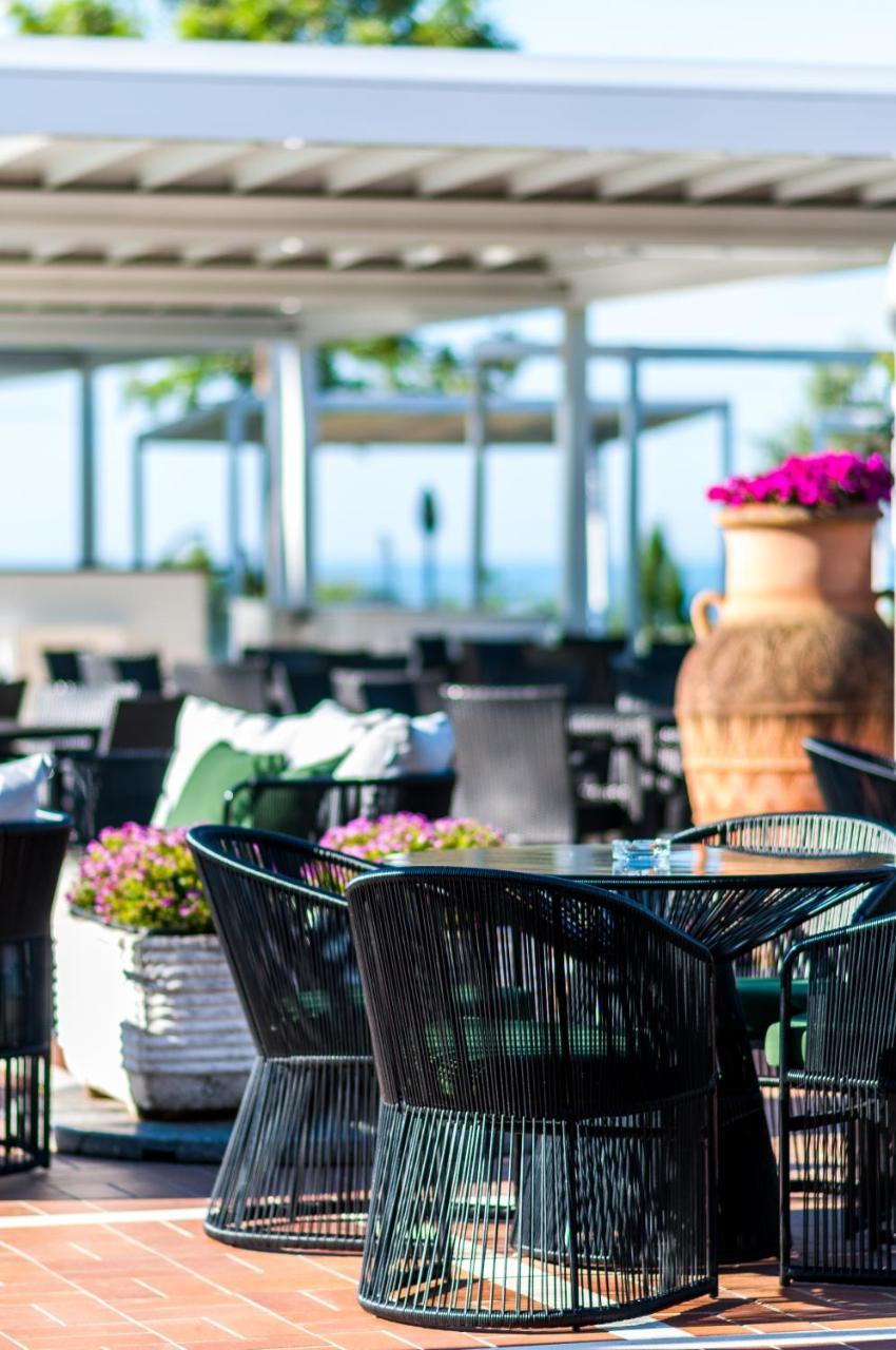Kora Park Resort Formia Esterno foto