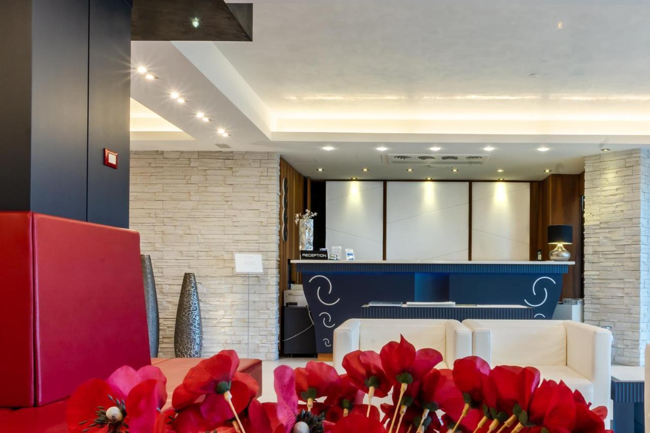 Kora Park Resort Formia Esterno foto