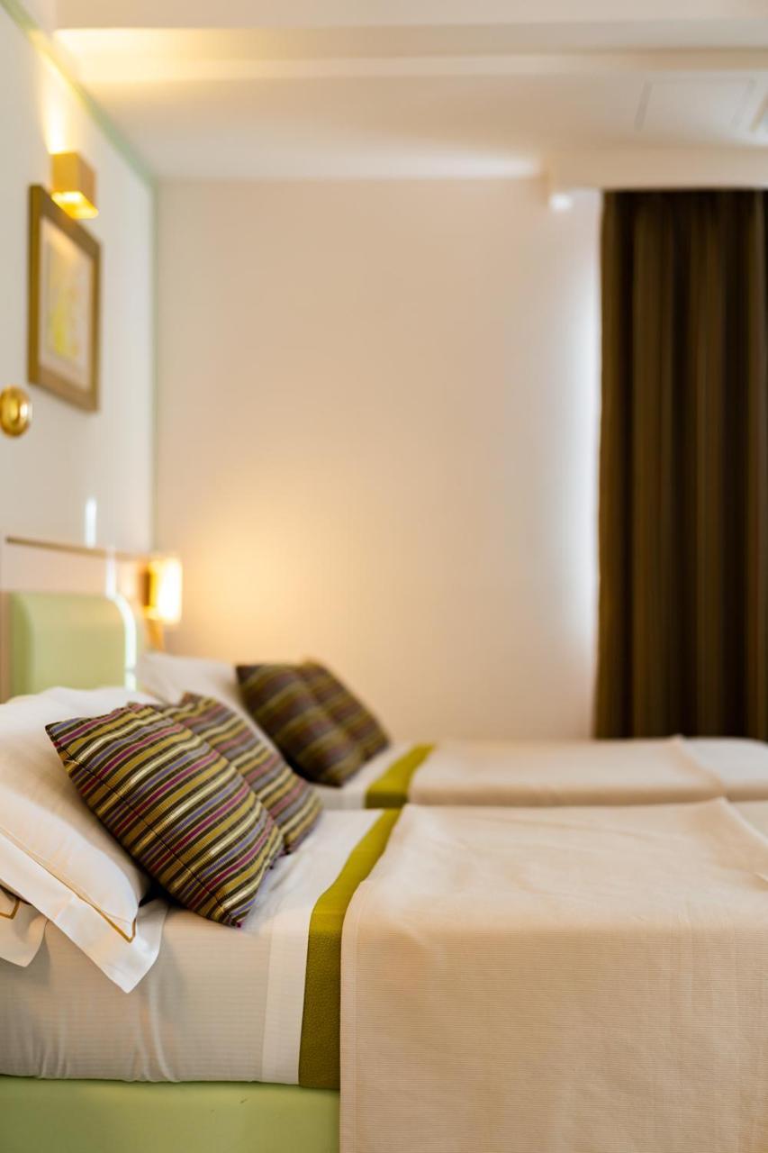 Kora Park Resort Formia Esterno foto